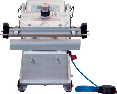 CA-300：傾斜角度45度設定ポジション正面の写真