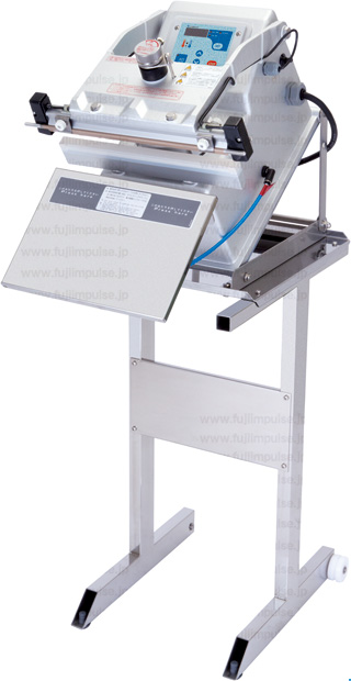 CAスタンドにCA-300を載せた状態の写真