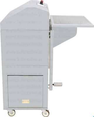 CR-600右側面の写真