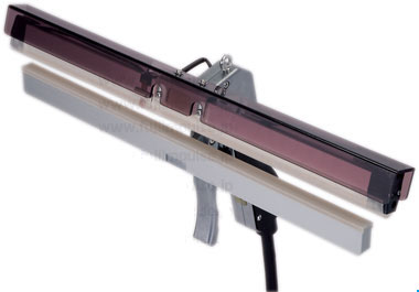 シール長410 mm：モデル頭部の写真