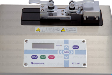 PTT-100コントロールパネル部の拡大写真